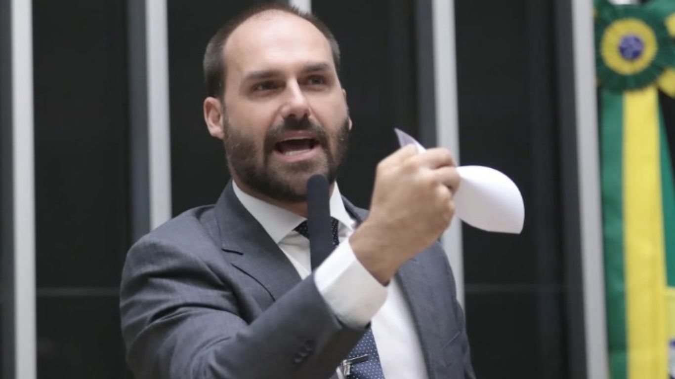 Eduardo Bolsonaro responde Malafaia após ser chamado de ‘babaca’