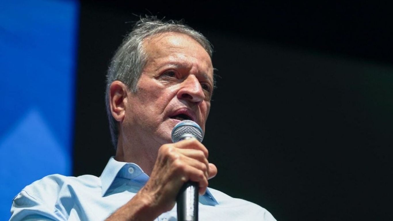 Valdemar Costa Neto diz que Bolsonaro tem “carisma brutal” como Che Guevara