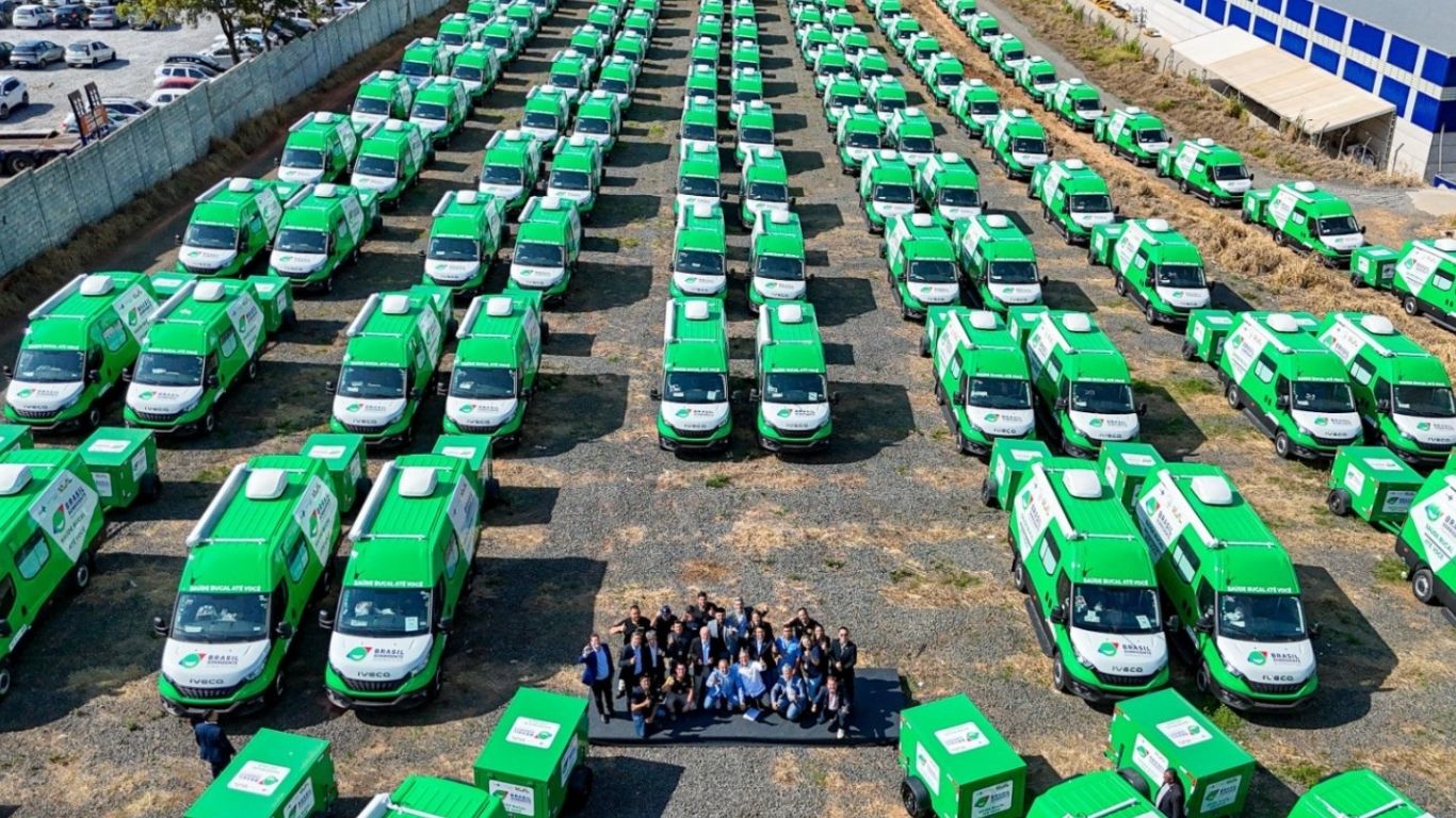 Bahia recebe 54 unidades odontológicas móveis do Governo Federal