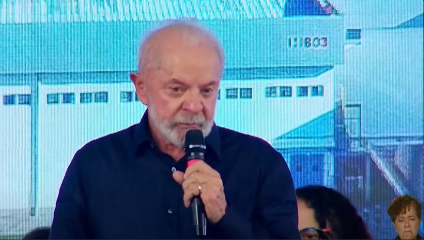Lula critica Trump