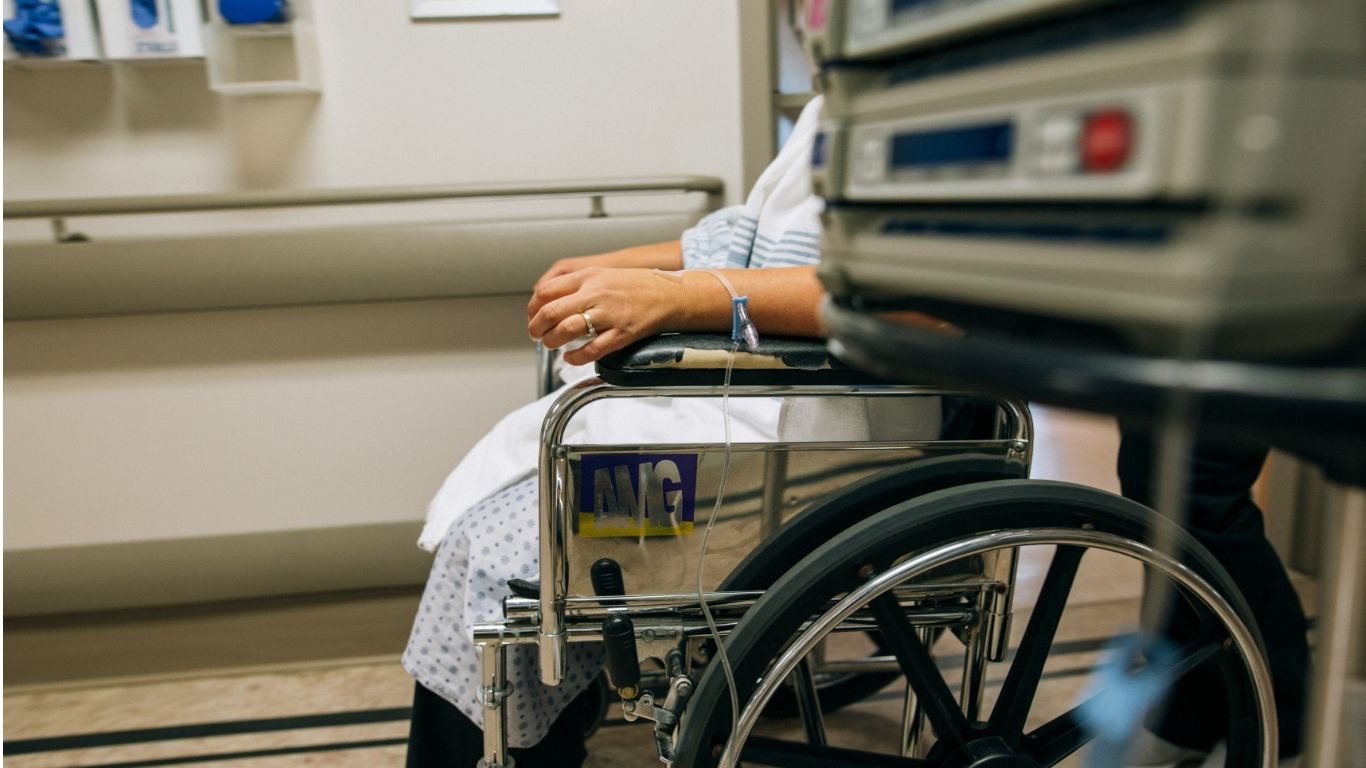 Estudo com medicamento brasileiro dá esperança a tetraplégicos; resultados iniciais são surpreendentes, veja