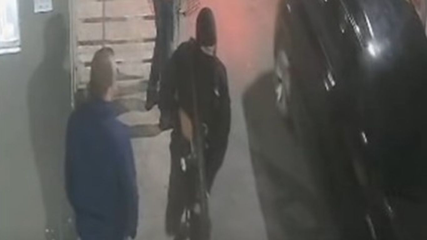 URGENTE! Homens armados e encapuzados invadem hospital no Rio em busca de paciente baleado