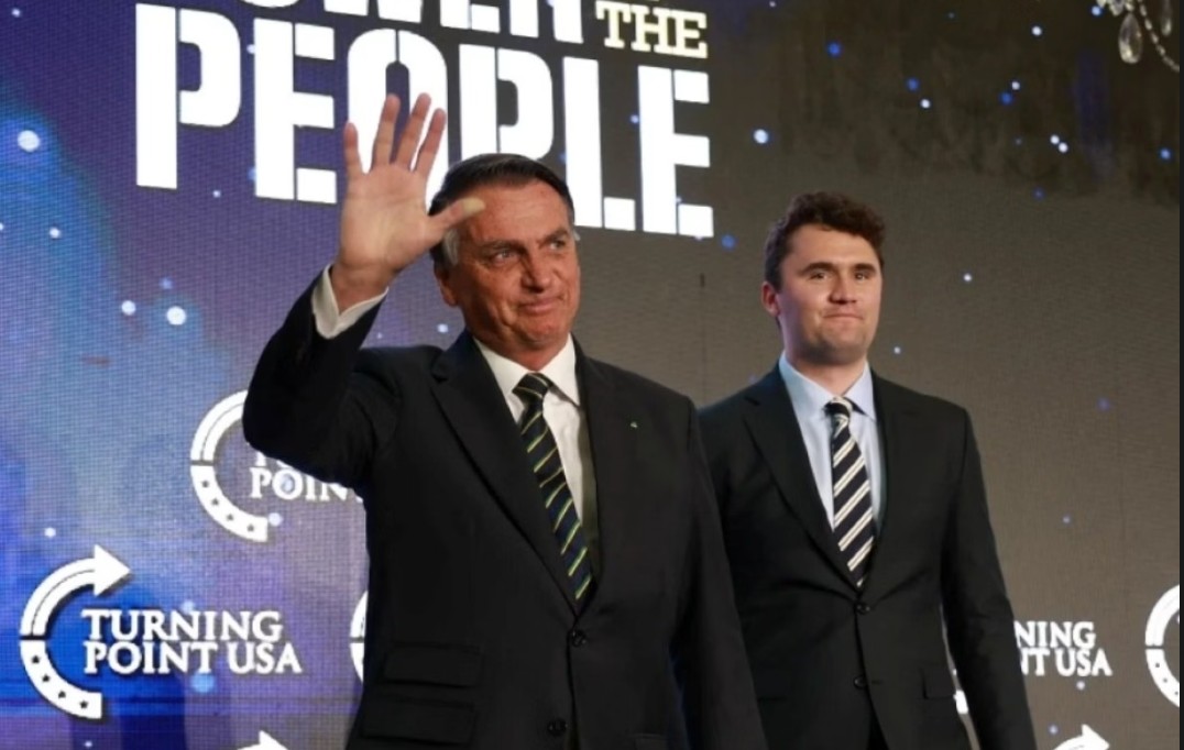 Influenciador morto com tiro de fuzil nos EUA palestrou para Bolsonaro; saiba mais