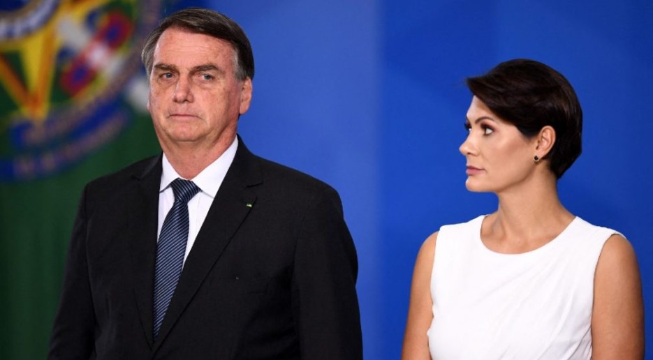 Michelle compartilha fé após julgamento de Bolsonaro no STF